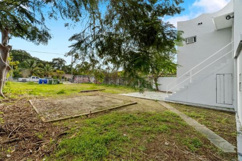 Immobilier commercial à vendre à Miami, Floride: 118.73 m2 № 1281225 - photo 3