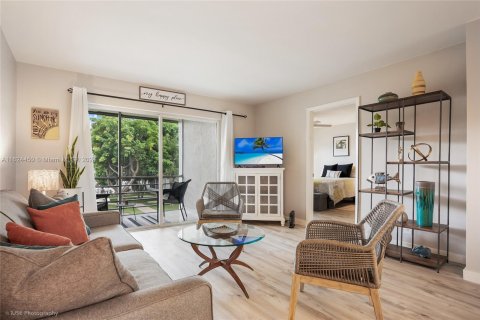 Copropriété à vendre à Deerfield Beach, Floride: 1 chambre, 78.97 m2 № 1281226 - photo 5