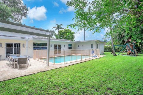 Villa ou maison à vendre à Hollywood, Floride: 6 chambres, 270.16 m2 № 1095014 - photo 27