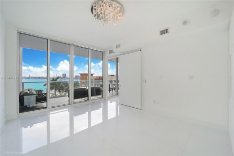 Condominio en venta en Miami, Florida, 2 dormitorios, 104.79 m2 № 1054528 - foto 9