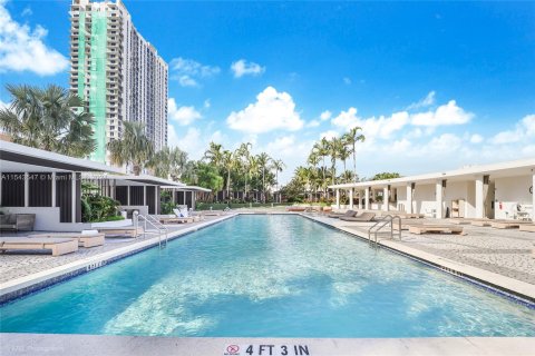 Condominio en venta en Miami, Florida, 2 dormitorios, 104.79 m2 № 1054528 - foto 19