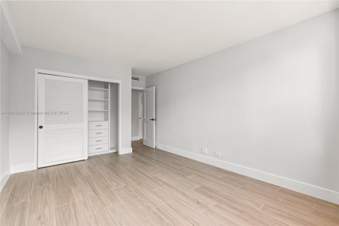 Copropriété à vendre à Miami Beach, Floride: 2 chambres, 98.57 m2 № 1170520 - photo 11