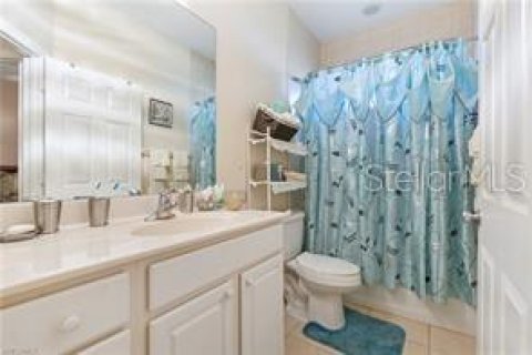 Villa ou maison à vendre à Lehigh Acres, Floride: 4 chambres, 213.86 m2 № 1190586 - photo 21