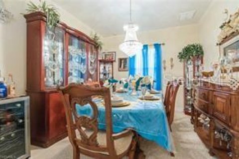 Villa ou maison à vendre à Lehigh Acres, Floride: 4 chambres, 213.86 m2 № 1190586 - photo 12