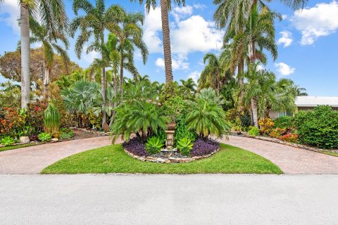 House in Wilton Manors, Florida 4 bedrooms, 199.28 sq.m. № 1058907 - photo 25
