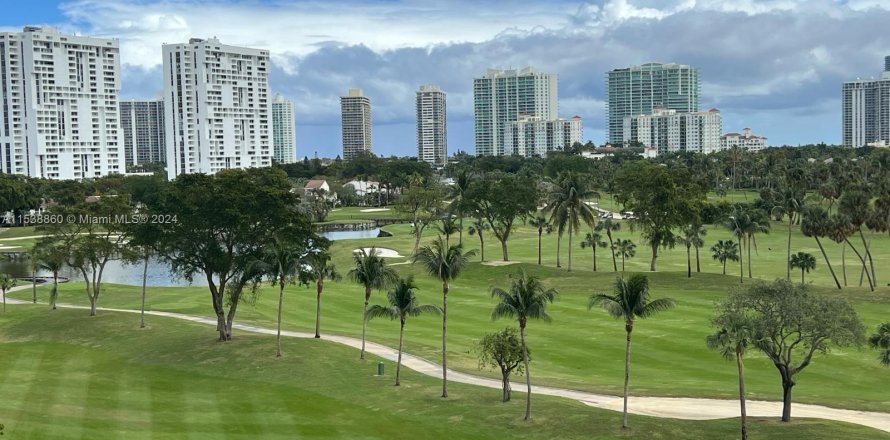 Condo in Aventura, Florida, 2 bedrooms  № 1029029