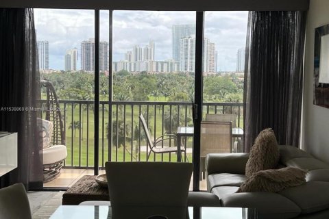 Condominio en venta en Aventura, Florida, 2 dormitorios, 107.49 m2 № 1029029 - foto 13