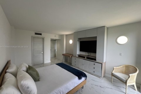 Condo in Aventura, Florida, 2 bedrooms  № 1029029 - photo 23