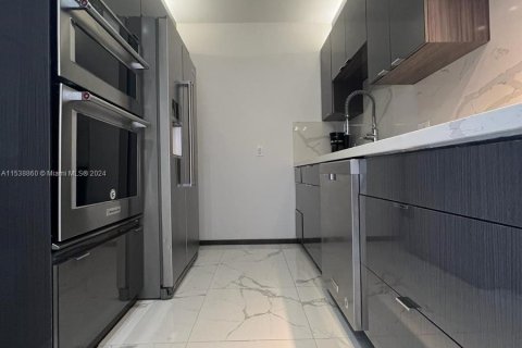 Купить кондоминиум в Авентура, Флорида 2 спальни, 107.49м2, № 1029029 - фото 16