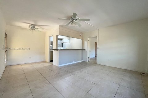 Copropriété à vendre à Coral Gables, Floride: 1 chambre, 55.74 m2 № 1029079 - photo 7