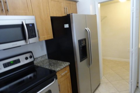 Condo in West Palm Beach, Florida, 3 bedrooms  № 1068024 - photo 8