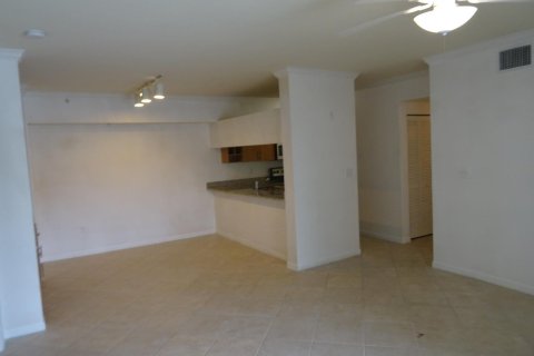 Condo in West Palm Beach, Florida, 3 bedrooms  № 1068024 - photo 14