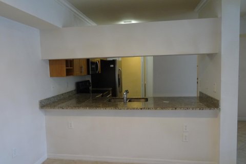 Condo in West Palm Beach, Florida, 3 bedrooms  № 1068024 - photo 11