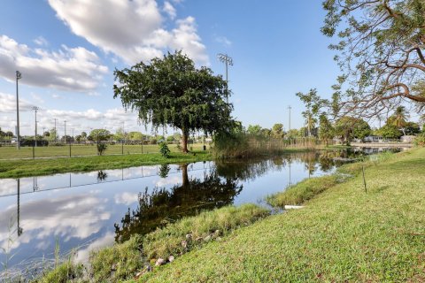 Condo in Lauderdale Lakes, Florida, 2 bedrooms  № 1061421 - photo 22