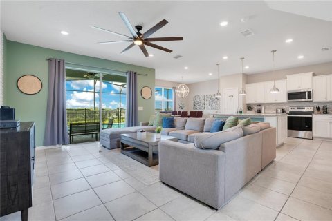 Casa en venta en Davenport, Florida, 5 dormitorios, 231.88 m2 № 1335679 - foto 5