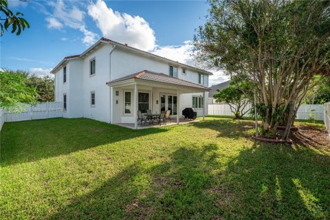 Villa ou maison à vendre à Pembroke Pines, Floride: 4 chambres, 305.09 m2 № 1397503 - photo 28