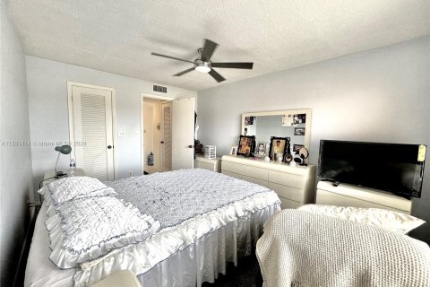 Condominio en venta en Sunrise, Florida, 1 dormitorio, 59.46 m2 № 1184981 - foto 13