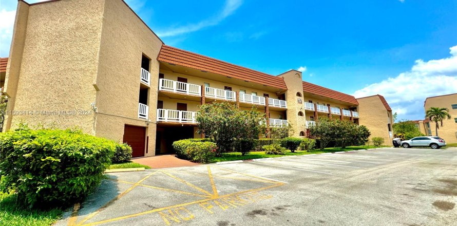 Condo à Sunrise, Floride, 1 chambre  № 1184981