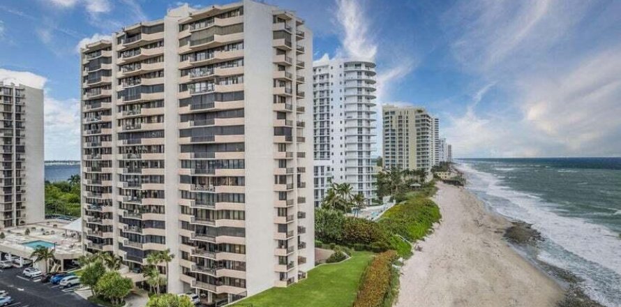 Condominio en Riviera Beach, Florida, 3 dormitorios  № 1065657