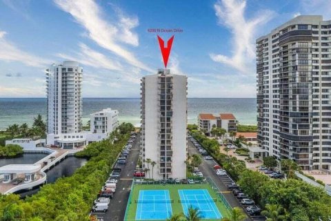 Copropriété à vendre à Riviera Beach, Floride: 3 chambres, 133.04 m2 № 1065657 - photo 20