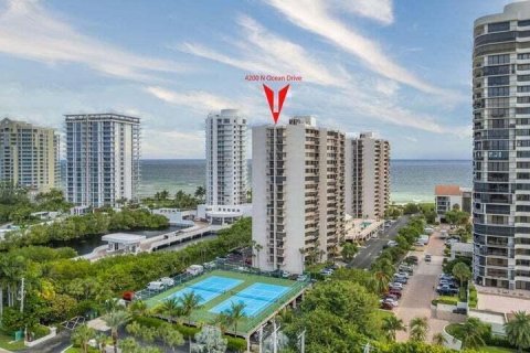 Copropriété à vendre à Riviera Beach, Floride: 3 chambres, 133.04 m2 № 1065657 - photo 16