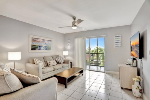 Copropriété à vendre à Pompano Beach, Floride: 2 chambres, 100.33 m2 № 1075964 - photo 17