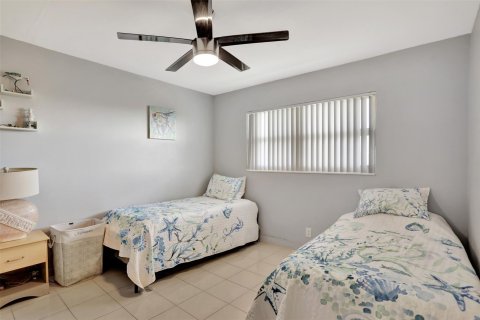 Copropriété à vendre à Pompano Beach, Floride: 2 chambres, 100.33 m2 № 1075964 - photo 25