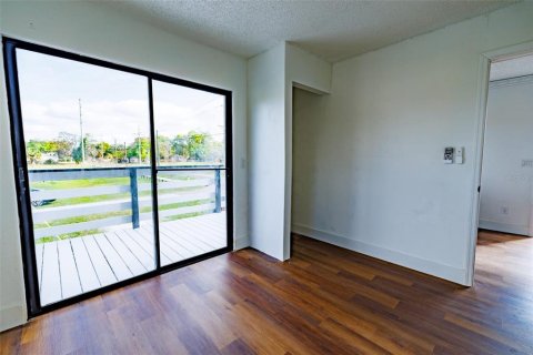 Casa en venta en Tampa, Florida, 3 dormitorios, 60.39 m2 № 1064280 - foto 17