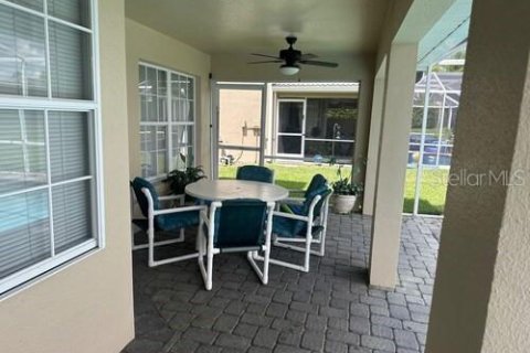 House in Davenport, Florida 5 bedrooms, 201.41 sq.m. № 1262983 - photo 8