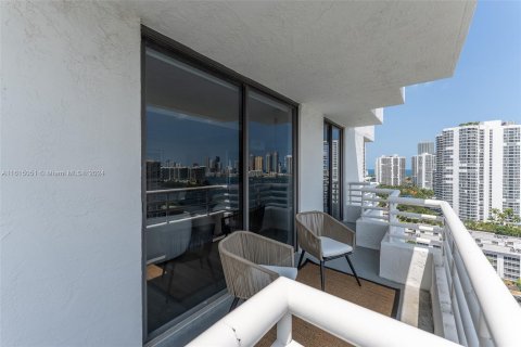 Condominio en venta en Aventura, Florida, 2 dormitorios, 109.72 m2 № 1236739 - foto 24