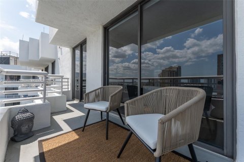 Copropriété à vendre à Aventura, Floride: 2 chambres, 109.72 m2 № 1236739 - photo 26