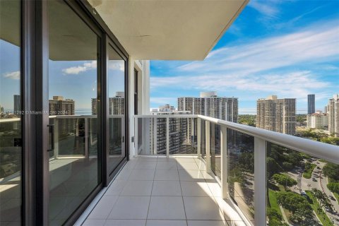 Condo in Aventura, Florida, 2 bedrooms  № 1234596 - photo 26