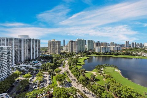 Condo in Aventura, Florida, 2 bedrooms  № 1234596 - photo 30