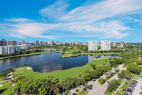 Condo in Aventura, Florida, 2 bedrooms  № 1234596 - photo 29