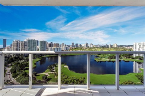 Condominio en venta en Aventura, Florida, 2 dormitorios, 92.53 m2 № 1234596 - foto 24