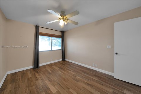 Casa en venta en Dania Beach, Florida, 3 dormitorios, 96.43 m2 № 1234595 - foto 7