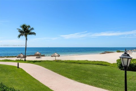 Copropriété à vendre à Miami Beach, Floride: 4 chambres, 329.8 m2 № 1241645 - photo 8