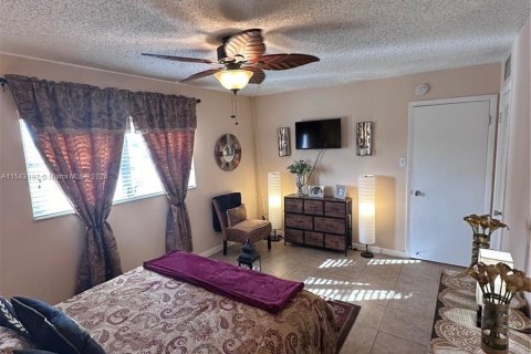 Condo in Margate, Florida, 2 bedrooms  № 1042927 - photo 10