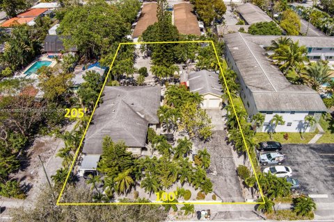 Commercial property in Hollywood, Florida № 1042852 - photo 2
