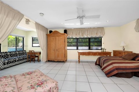Villa ou maison à vendre à Coral Gables, Floride: 5 chambres, 502.69 m2 № 1021640 - photo 29