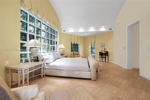 Villa ou maison à vendre à Coral Gables, Floride: 5 chambres, 502.69 m2 № 1021640 - photo 21