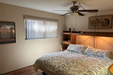 Condo in Tampa, Florida, 1 bedroom  № 1056142 - photo 17