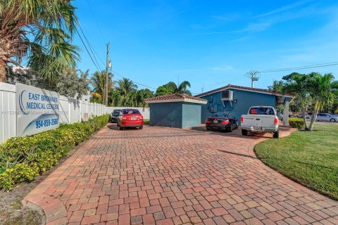 Commercial property in Wilton Manors, Florida № 1017480 - photo 27