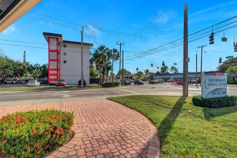 Commercial property in Wilton Manors, Florida № 1017480 - photo 28