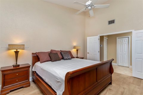 Casa en venta en Plantation, Florida, 3 dormitorios, 143.81 m2 № 1064994 - foto 15