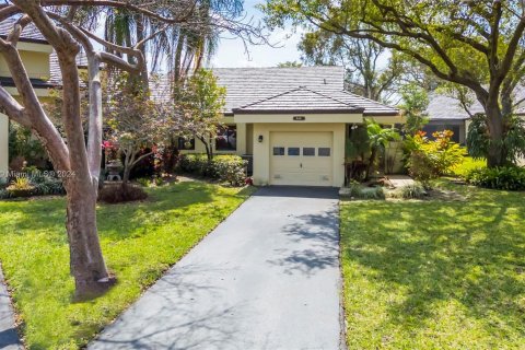 Casa en venta en Plantation, Florida, 3 dormitorios, 143.81 m2 № 1064994 - foto 2