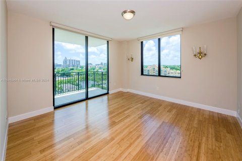 Condominio en venta en Coral Gables, Florida, 2 dormitorios, 118.91 m2 № 1049740 - foto 15