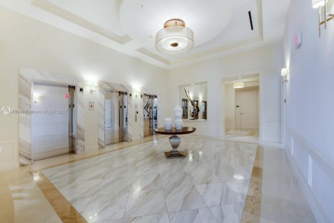 Copropriété à vendre à Coral Gables, Floride: 2 chambres, 118.91 m2 № 1049740 - photo 3
