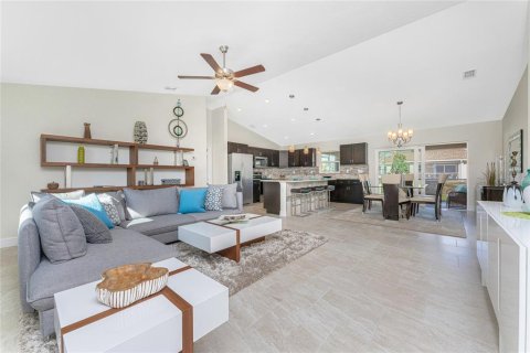 Villa ou maison à vendre à North Port, Floride: 3 chambres, 155.15 m2 № 1248027 - photo 6