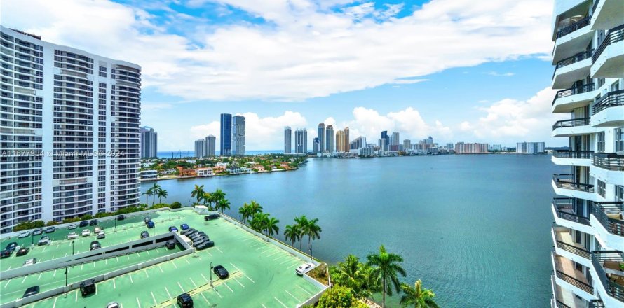 Condo in Aventura, Florida, 1 bedroom  № 1405927